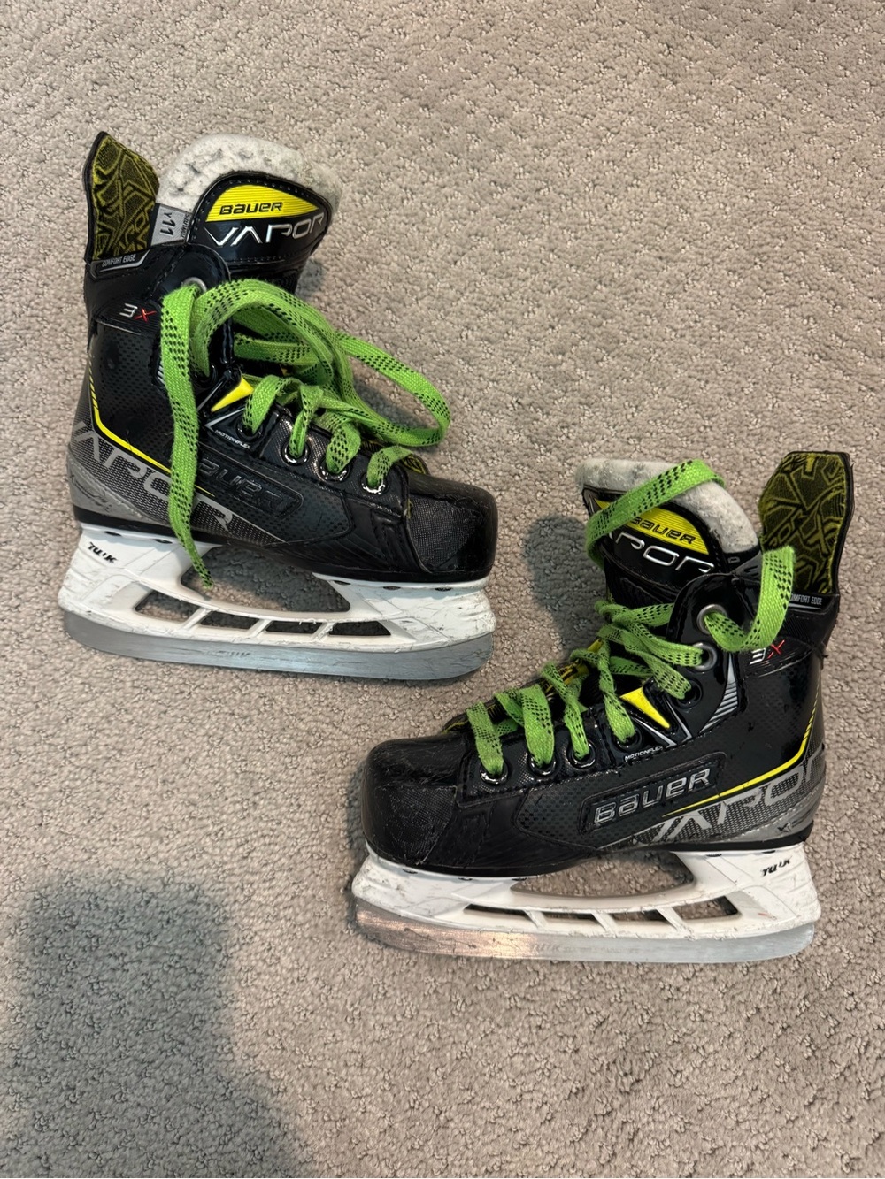 Youth Bauer Vapor X3